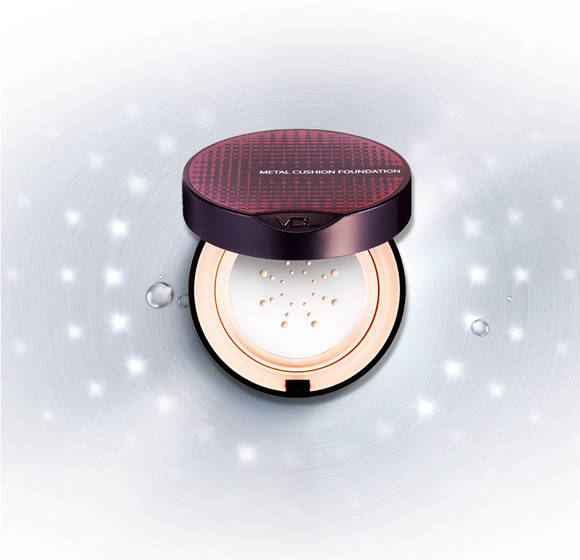 LG생활건강의 영 프레스티지 메이크업 브랜드 VDL이 에센셜 크림 파운데이션 ‘VDL 뷰티 메탈 쿠션 파운데이션 EX’를 출시했다. (사진=LG생활건강)