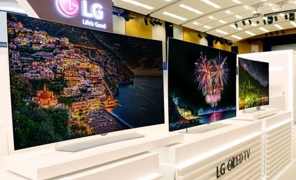 모기를 쫓는 초음파 기능이 내장된 LG전자의 인도 현지 맞춤형 TV. (사진제공=LG전자)