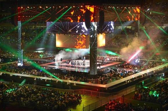 아시아 No.1 한류페스티벌 '2017 부산원아시아페스티벌'(BOF)이 오는 11일 저녁 8시부터 공식 대행사를 통해 티켓 판매를 시작한다. 사진은 2016년 BOF 현장. (사진제공=부산시)