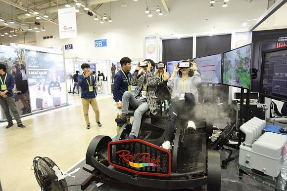 이날 행사들은 총 134개사 208개 부스 규모로 개최돼 참가사들의 사업화 및 투자활성화, 해외시장 진출의 계기를 마련했다. (사진제공=벡스코)