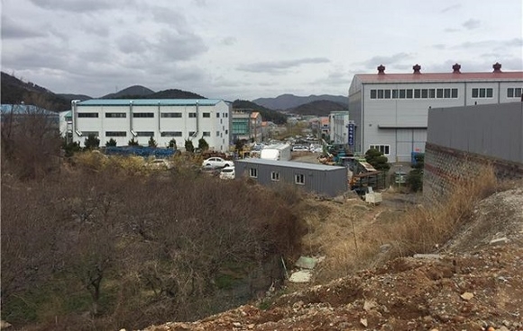 김해시는 지난 1일 부곡공단 도시계획도로(대3-3-1호선)에 편입되는 7필지에 대한 기부채납 절차를 완료했다. (사진=김해시)