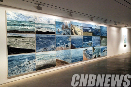 청담동 하이트컬렉션에 설치된 김지원 작가의 작품들.(사진=왕진오 기자)